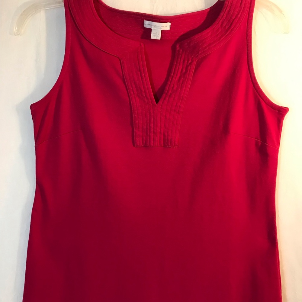 NY & Co. Women’s Hot Pink Split Neck Sleeveless Dress size Medium - Picture 5 of 7